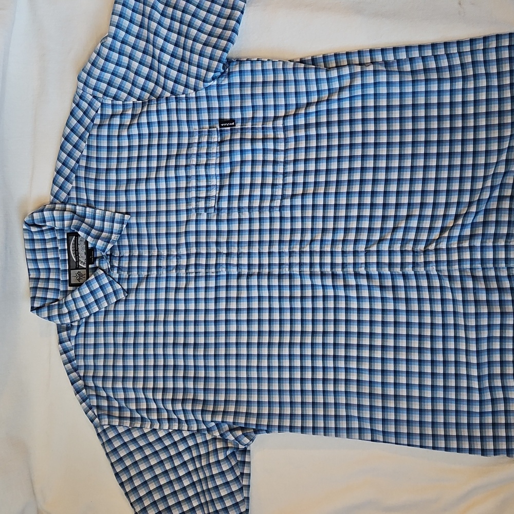 PrAna Men Size L Button Up Short Sleeve Shirt Blue White Plaid Pocket